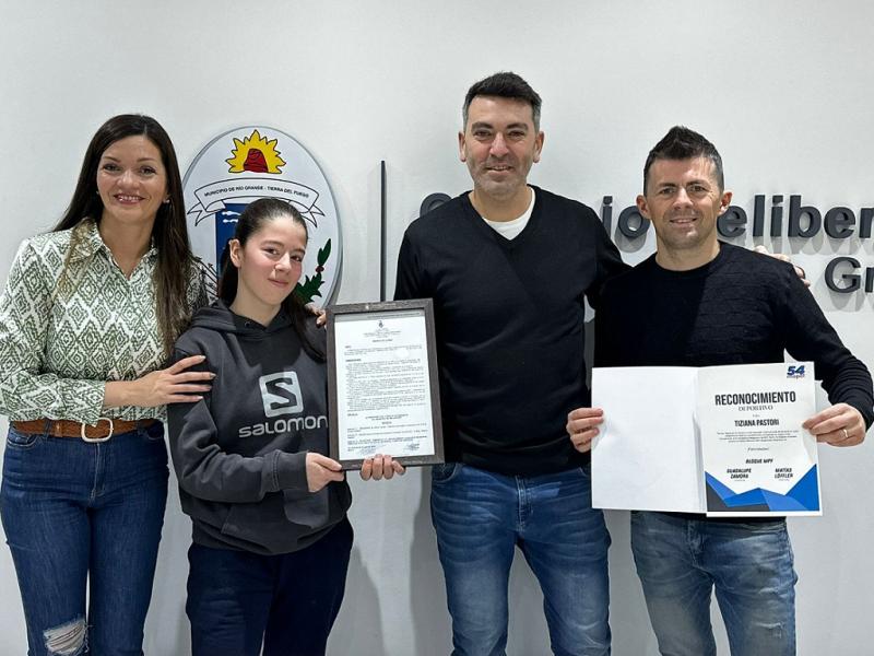 Zamora y Lffler brindaron reconocimiento a la joven deportista Tiziana Pastori