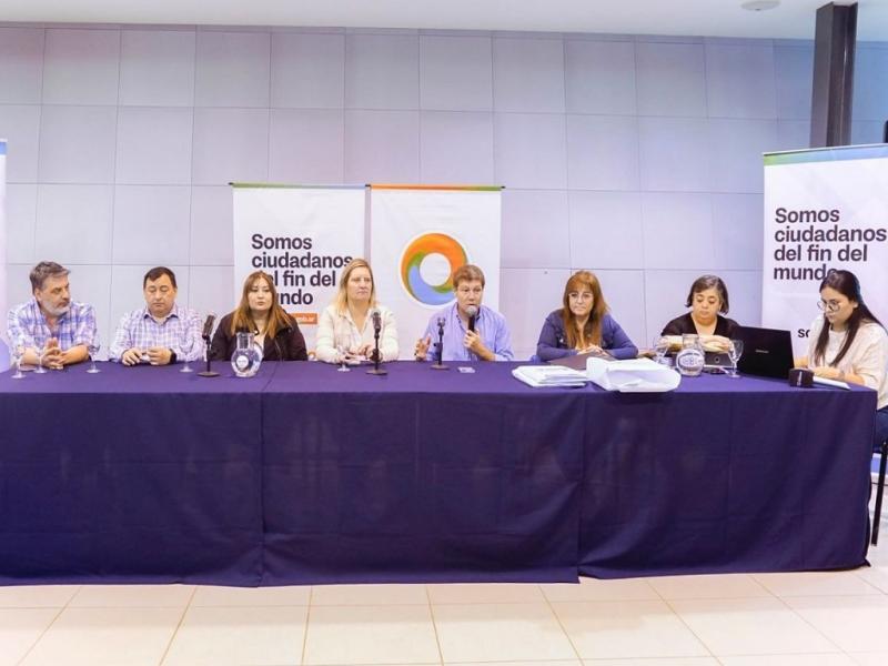 Melella encabez la apertura de sobres para la obra del nuevo Centro de Abordaje Integral de Salud Mental 