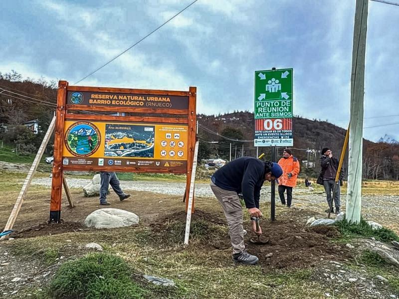 Colocaron cartelera en la Reserva Natural del barrio Ecolgico 