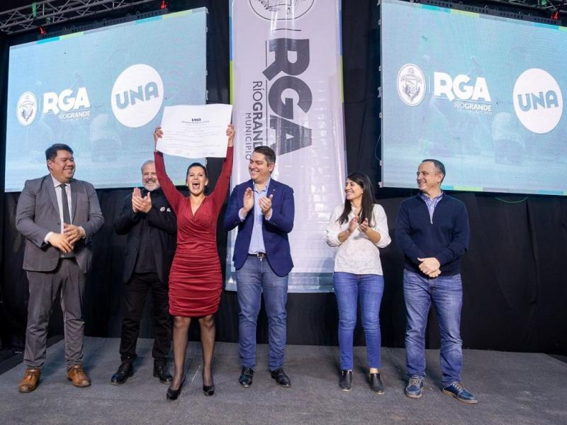 Un hito para la educacin artstica fueguina, Martn Prez 