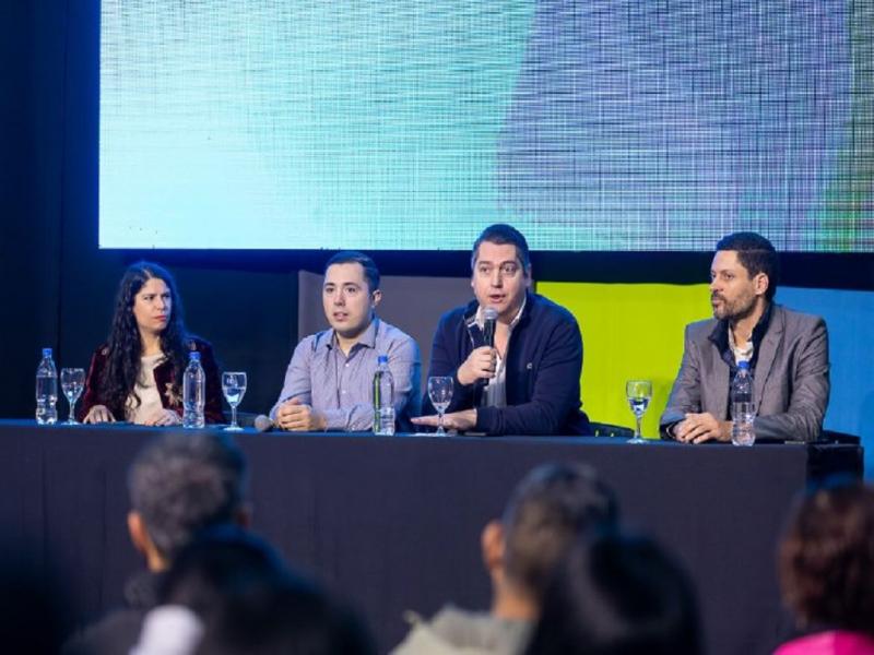La soberana es con educacin y el futuro con innovacin, Martn Prez 