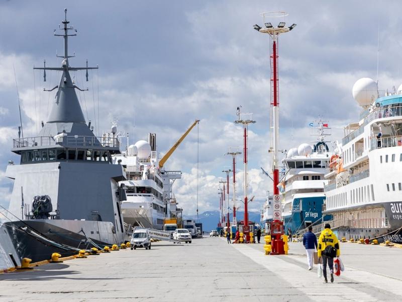 �El Puerto de Ushuaia es de la provincia y funciona con excelencia�, Roberto Murcia