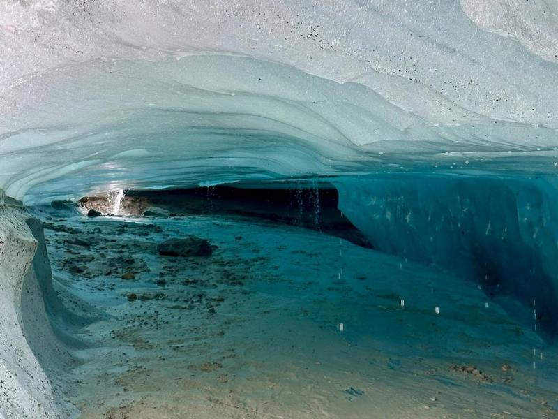 Reiteran la prohibici�n de ingreso a las cuevas de hielo del Glaciar Vinciguerra por riesgo de colapso 