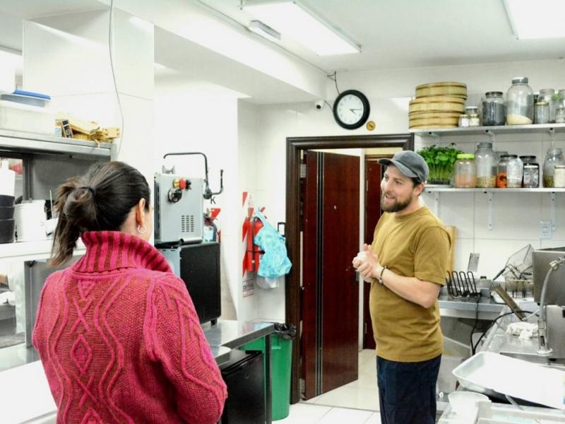 Programa de reducci�n de desperdicios de alimentos con visitas t�cnicas y capacitaci�n abierta 