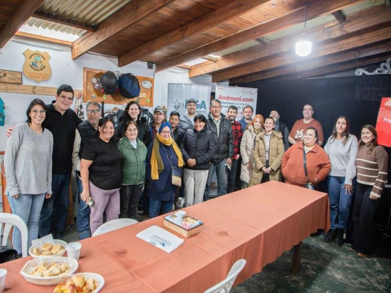 Nuevas herramientas y beneficios para productores porcinos y av�colas 