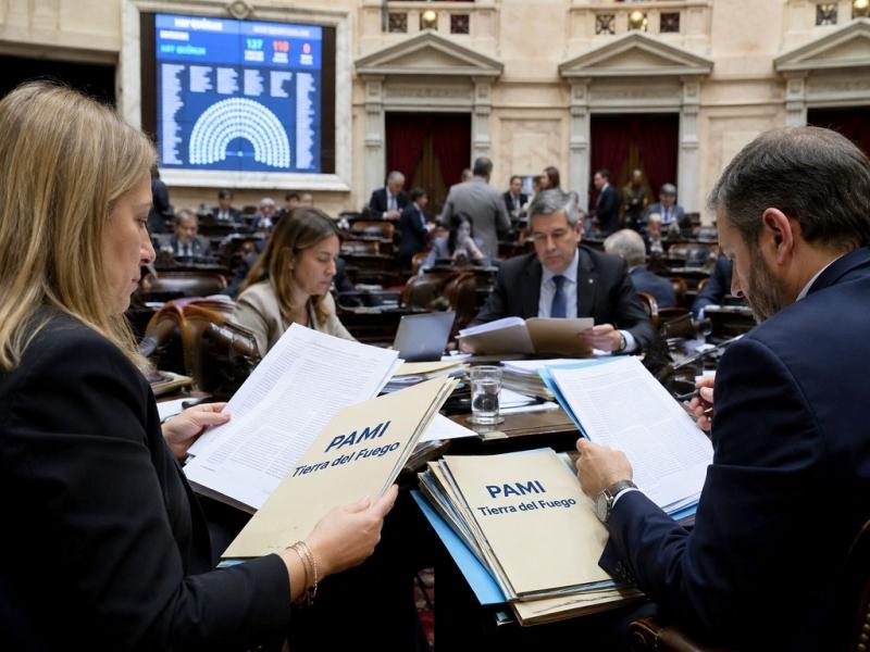 �Si esto se confirma, estamos frente a uno de los mayores esc�ndalos del PAMI Tierra del Fuego�, Jorge Araujo 