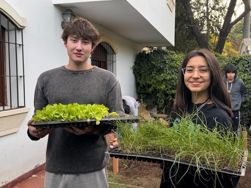 Casa de J�venes de C�rdoba cuenta con su propia huerta como un espacio de aprendizaje 