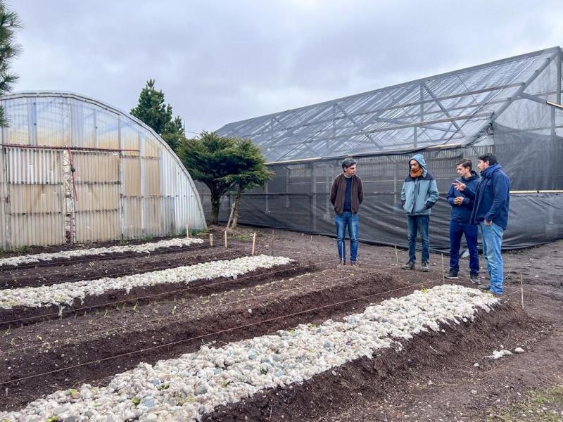 La Chacra Municipal Agroexperimental se potencia junto a R�o Grande Activa 