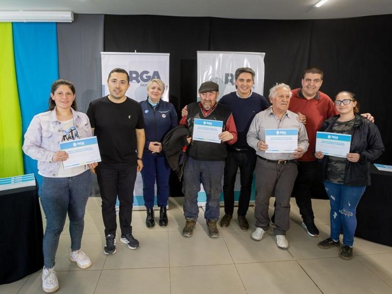 El Municipio de R�o Grande entreg� equipamiento a productores porcinos 
