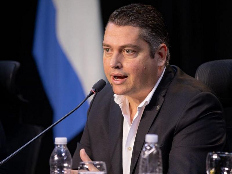 Martín Pérez pidió al Embajador de Chile evitar iniciativas que puedan afectar la relación argentino-chilena por la cuestión Malvinas