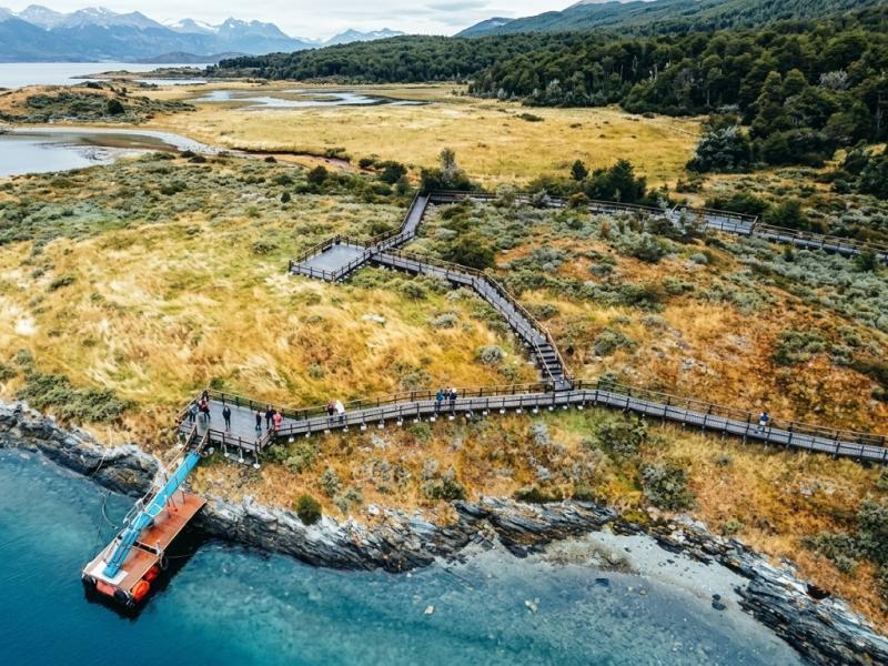 Autorizaron el fondeo de megayates de bandera brit�nica en el Parque Nacional Tierra del Fuego
