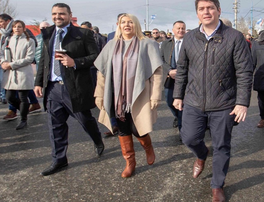 Este frente conformado por el Partido Justicialista, el Partido para la Victoria, y Unidad Ciudadana incluir tambin a otras organizaciones y agrupaciones independientes de la vida social y poltica de Tierra del Fuego.