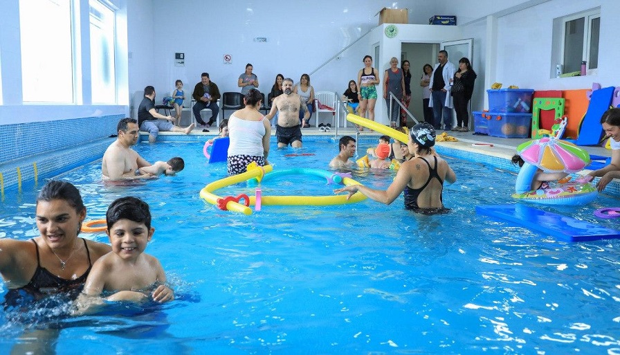 La idea es brindar a los chicos un espacio de recreacin en poca de verano, creamos oportuno que nuestros pacientes tambin tengan su espacio recreativo en vacaciones, subray el Dr. Mauro Dotto.    