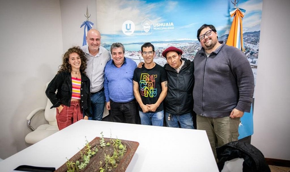 El encuentro tendr lugar el 16 de febrero desde las 10 hasta las 17 horas en la rotonda del camino al Aeropuerto Malvinas Argentinas, indic Pedro Pincol, representante de Pescadores del Fin del Mundo. 