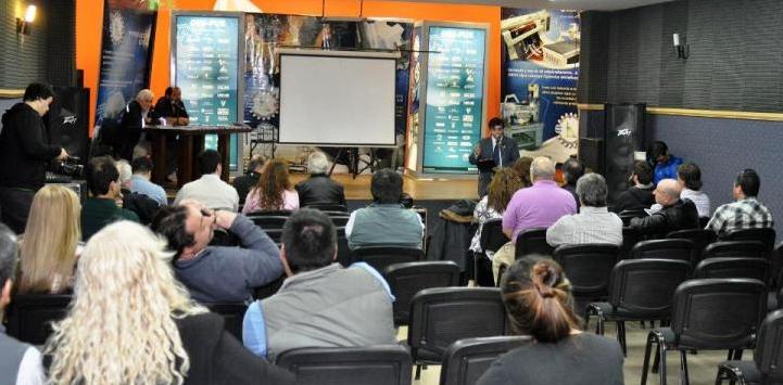  La Gua 2014-2015 de la Cmara Integral Metalmecnica Fueguina fue presentada en Ro Grande
