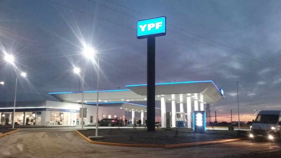 Daniel Facio detall los sitios en la provincia donde los transportistas podrn realizar estas distintas tareas, en Ro Grande, la estacin de servicio de Ruta 3 y circunvalacin, la YPF de Tolhuin y en Ushuaia la estacin del ingreso a la ciudad.