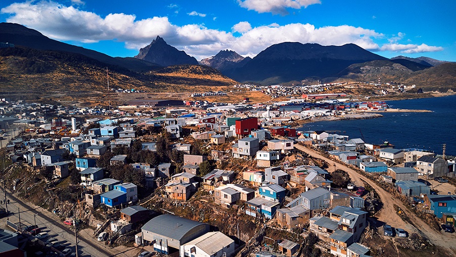 Todos los casos de coronavirus en Tierra del Fuego se focalizan en la ciudad de Ushuaia, segn el informe oficial del domingo a la noche de la Direccin de Epidemiologa e Informacin de la Salud de esa provincia. 