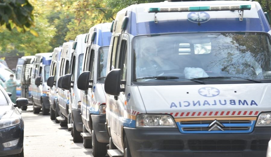 PAMI traslad a distintos sanatorios y hospitales de la Ciudad a las 45 personas afiliadas que an estaban alojadas en el lugar, a fin de garantizar su salud, aunque ninguna de ellas presentaba sntomas compatibles con el nuevo coronavirus.