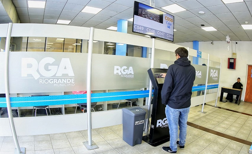 La atencin ser regulada por un sistema de turnos emitidos de manera online, a travs de la pgina www.riogrande.gob.ar/turnos, a la cual se puede acceder tanto desde una PC como desde un dispositivo mvil. 