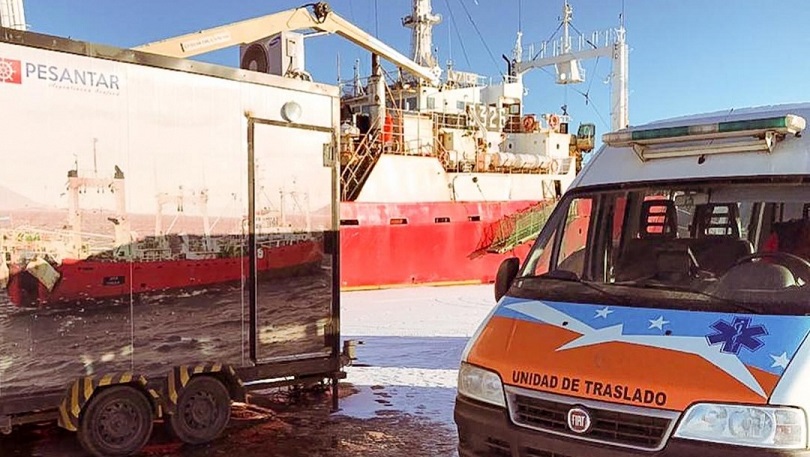 Como parte de las medidas, la cartera sanitaria provincial junto a la empresa, instalaron una unidad sanitaria fuera del barco a fin de tener control permanente y cercano con los tripulantes, como as tambin para resguardo del equipo de salud.