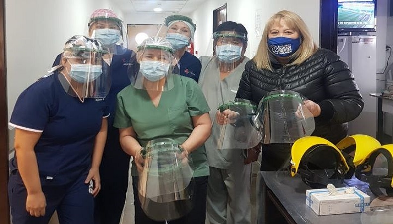 Gracias por cuidar a todos los pacientes, nuestros queridos vecinos que estn luchando en estos momentos difciles que le toca vivir a nuestra comunidad, indicaron las Mujeres Voluntarias de Ro Grande de la Fundacin Garrahan. 