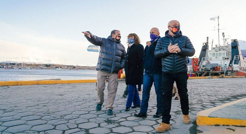 Las autoridades portuarias destacaron el trabajo en conjunto con todo el personal portuario para extremar las medidas sanitarias que permiten mantener operaciones logsticas normales en el puerto. 