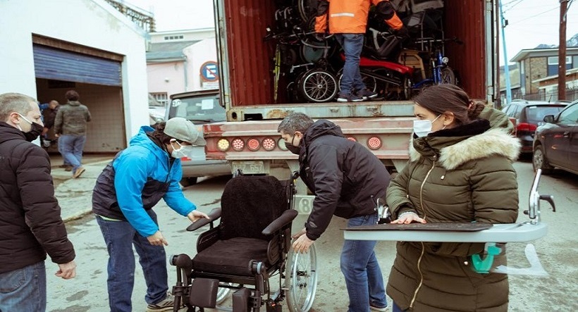 Se recibi equipamiento ortopdico y elementos para deporte adaptado, todos de ltima generacin. Se destinaron al rea provincial de Discapacidad, y la Secretara de Deportes y Juventud del Gobierno provincial. 