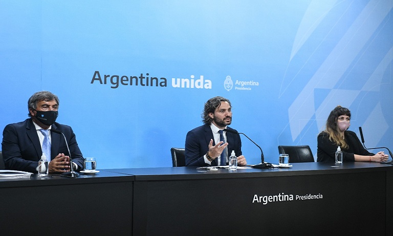 La pandemia desnud la falta de conectividad y sobre todo la brecha digital que haba en todo el territorio nacional, este decreto significa un desafo para generar mayor conectividad y accesibilidad, puntualiz Santiago Cafiero.