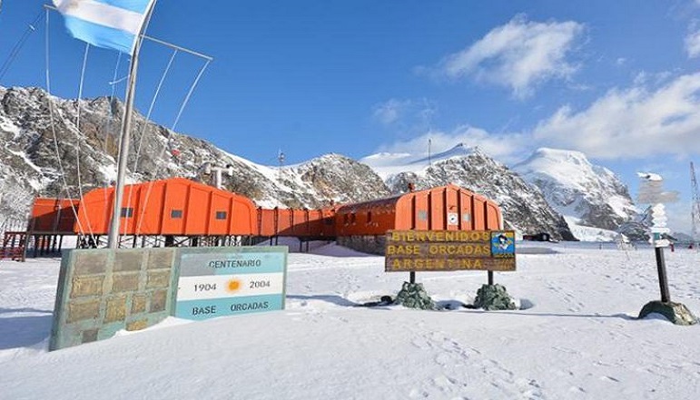 Afortunadamente no hubo heridos, ni daos reportados en las Bases y se contina en alerta, seala el comunicado de prensa del Gobierno de Tierra del Fuego respecto del terremoto ocurrido en cercanas de las Bases Antrticas. 