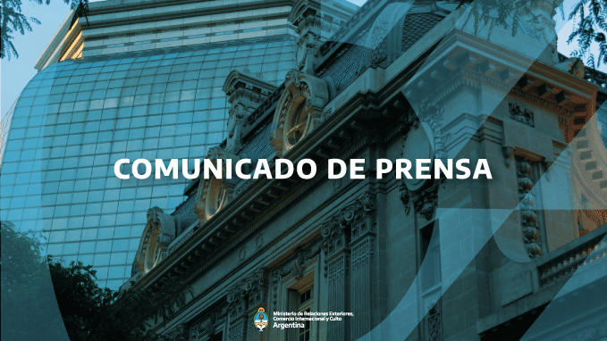 La utilizacin de esas fuerzas instaladas ilegalmente para objetivos geoestratgicos globales son una demostracin acabada de que los argumentos utilizados por el Reino Unido, seala el comunicado de la Cancillera Argentina. 