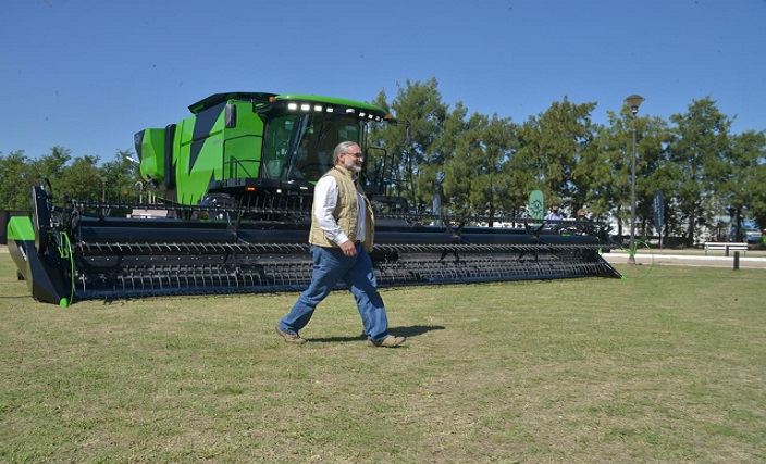 Nuestros empresarios invierten porque la produccin agropecuaria est creciendo y reinvirtiendo an en momentos de pandemia, seal el Ministro de Agricultura, Ganadera y Pesca de la Nacin, Luis Basterra.