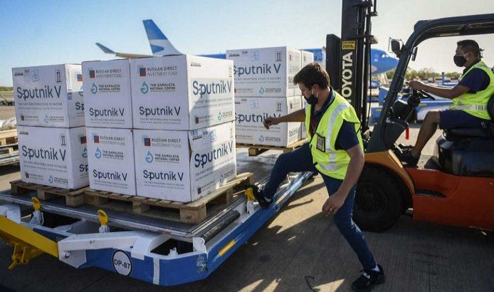 Aerolneas Argentinas realiza desde diciembre operaciones especiales con el objetivo de traer vacunas al pas.