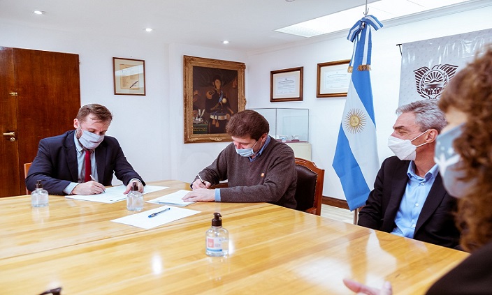 Resulta oportuno aunar los esfuerzos, coordinar las actividades con el objetivo de implementar medidas efectivas que permitan fortalecer la seguridad en el transporte, seal Adriana Chappern.