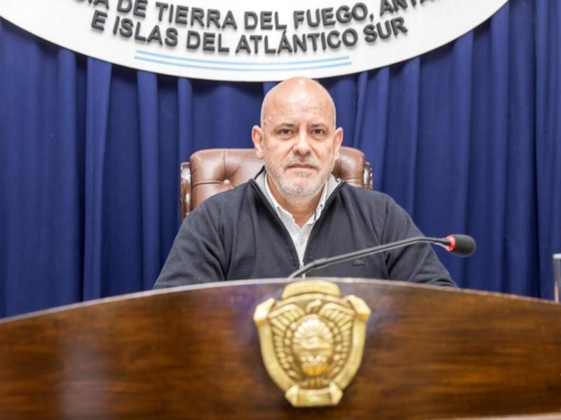 La Comisin de Salud que preside el Legislador Daniel Rivarola tratar el proyecto de ley que propone la creacin del plan de proteccin integral a pacientes oncolgicos infanto-juveniles. 