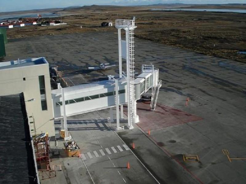 Tierra del Fuego es una provincia que necesita estar conectada con el resto del pas, tanto por razones de abastecimiento como sanitarias y humanitarias