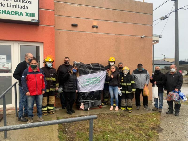 Uno de los Corazones qued emplazado en el ingreso a la Fundacin DAR Centro CONIN, de la Margen Sur, y el otro en las oficinas de la Cooperativa Elctrica del Barrio Malvinas Argentinas (ex Chacra 13), en la calle Hermana Mara Ruiz N 310.