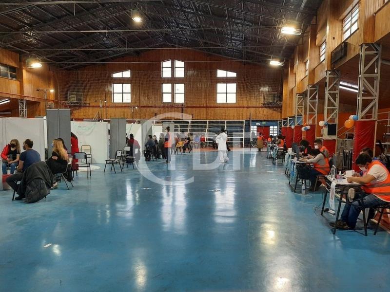 A partir de la cero hora de este viernes 25 de junio, las personas mayores de 35 aos podrn solicitar su turno web para vacunarse, de manera voluntaria y gratuita, contra el COVID-19.