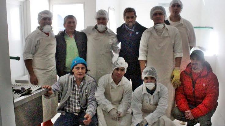 La Municipalidad ubicar la escamadora en las instalaciones de la Planta Municipal de Procesamiento de Productos del Mar (PMPPM).