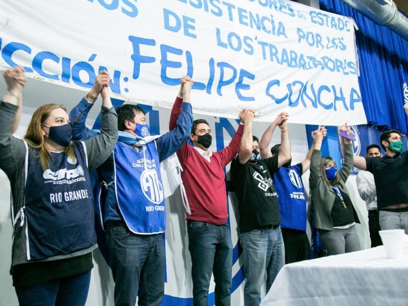 Estamos del mismo lado, estamos en el camino en el que siempre tenemos que estar y donde siempre nos van a encontrar, juntos y unidos, resalt Guillermo Fernndez. 