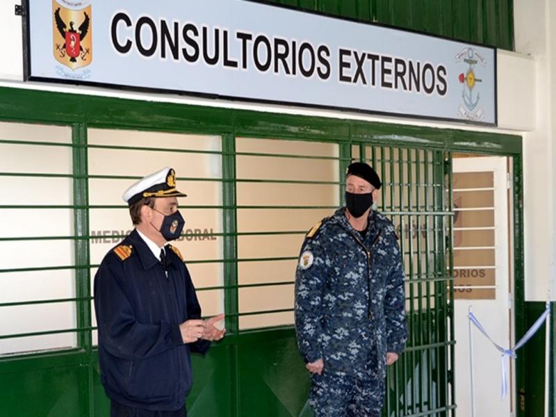 En su discurso el Director del Hospital resalt el trabajo de los integrantes del HNUS y agradeci el apoyo recibido por parte de la Direccin de Sanidad Naval, el rea Naval Austral, la Base Naval Ushuaia, y la Delegacin IOSFA Ushuaia.