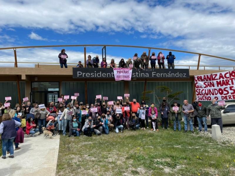 El mircoles ya hubo una manifestacin contra la decisin de Vuoto, y este viernes 24 de diciembre los vecinos de Ushuaia se manifestarn nuevamente. 