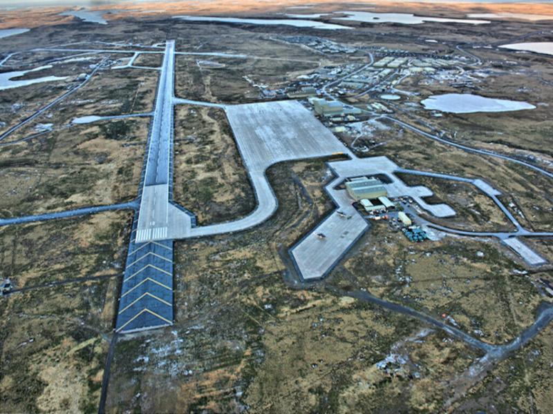 La Cancillera brasilea haba recibido un reclamo de la Argentina el mes pasado a raz de siete vuelos militares de la Fuerza Area britnica rumbo o desde Malvinas que hicieron escala en aeropuertos brasileos.