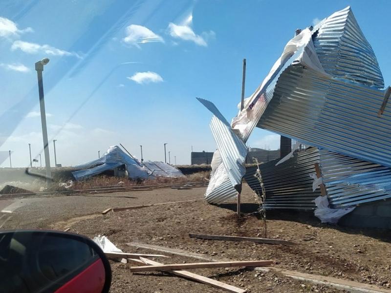 En la jornada del domingo, las mayores consecuencias se vivieron en la ciudad de Ro Grande, donde las rfagas de vientos alcanzaron los 130 km/h. a las 12:50 horas. 