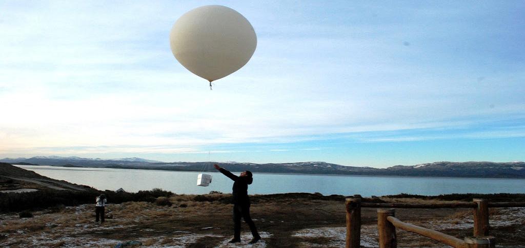 Ubicada en la pennsula de Ushuaia, la Estacin VAG es operada por el Gobierno de Tierra del Fuego y el Servicio Meteorolgico Nacional, a travs de la Secretara de Ambiente, Desarrollo Sostenible y Cambio Climtico. 