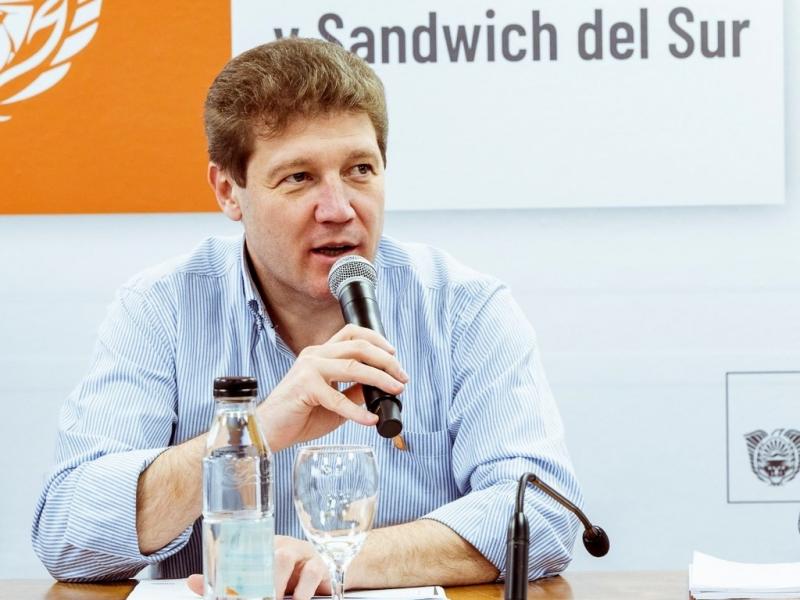 “Con las declaraciones de Alan Duncan nos hemos enterado que, además, la Cancillería Argentina se manejó con un nivel de desvergüenza que no encuentra antecedentes en nuestra historia”, resaltó Gustavo Melella.