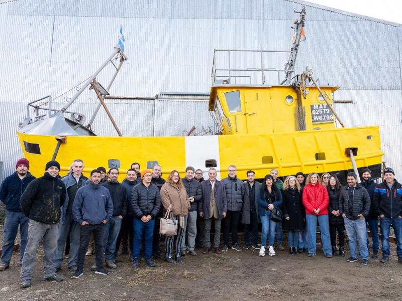 Crustceos Tierra del Fuego pondr en funcionamiento una embarcacin de pesca de crustceos y una planta de elaboracin en tierra, en Ushuaia. Cuando le damos valor agregado generamos ms puestos de trabajo, indic Melella.