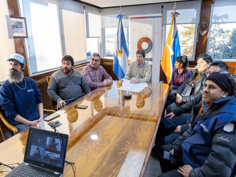 Las obras sern financiadas mediante el Fondo de Integracin Socio Urbana, cuyas obras principales son la ejecucin de red Elctrica, conexiones domiciliarias y alumbrado pblico en barrios de la ciudad capitalina.