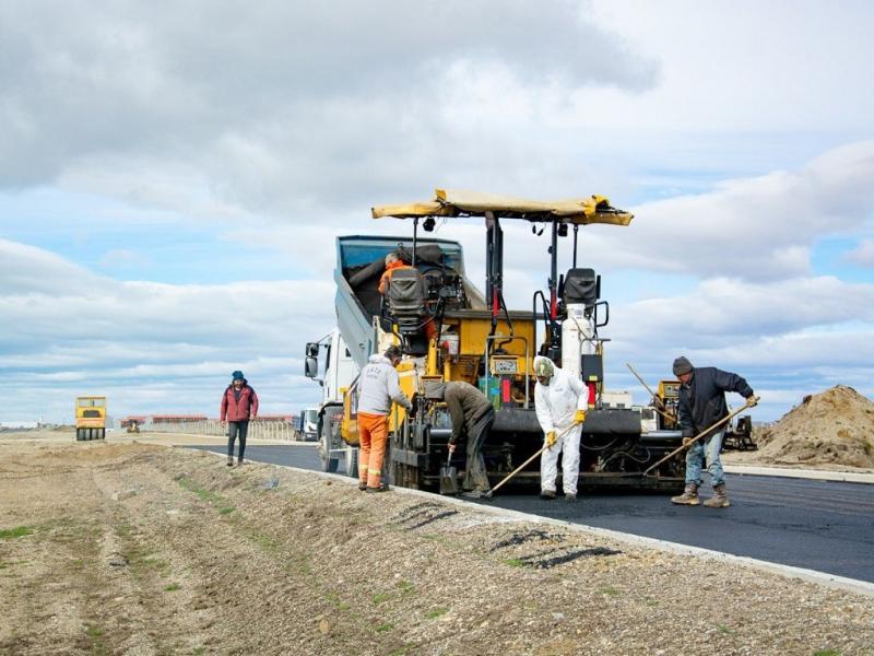 Se destaca que la extensin de la Avenida San Martn tambin incluye la construccin de una bicisenda, para seguir fomentando la actividad fsica al aire libre en la ciudad.