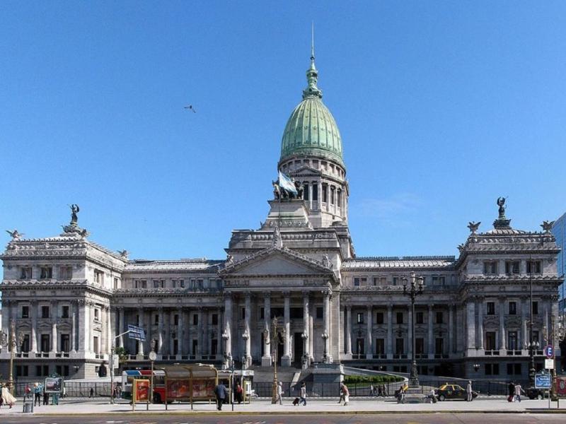 Los Legisladores se preparan desde hoy para dar tratamiento a una batera de medidas contempladas en la ley mnibus; reversin del Impuesto a las Ganancias, Boleta nica y eliminacin de las PASO, entre los temas de agenda.