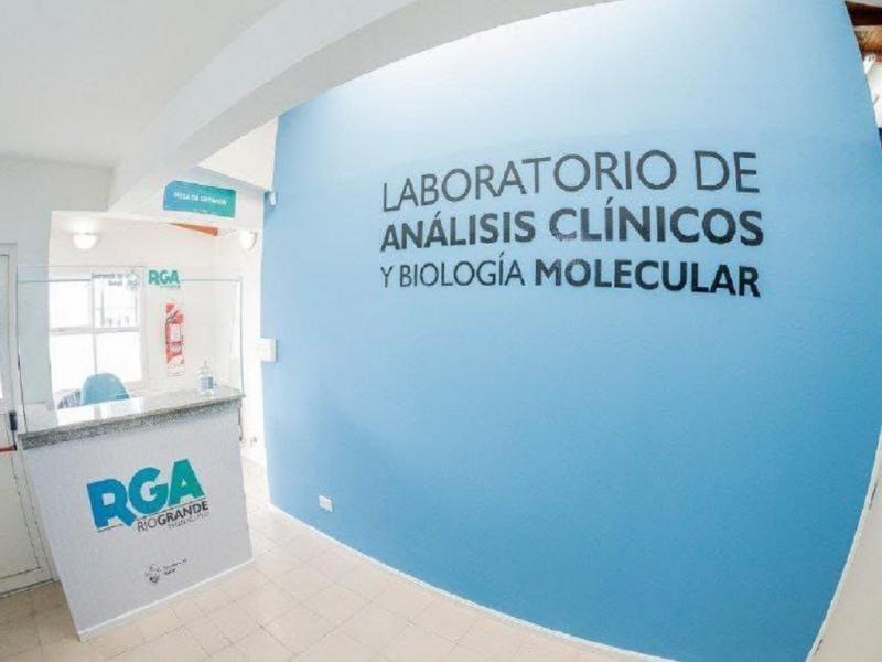 Ro Grande cuenta con un Laboratorio de Anlisis Clnicos y Biologa Molecular pionero en la regin y con la mayor complejidad de la Patagonia; el cual, adems, tiene la certificacin del reconocido Instituto ANLIS-Malbrn.